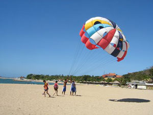 Bali Parasailing Watersport Tanjung Benoa