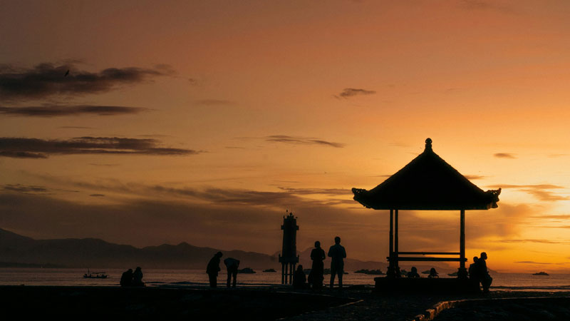 Matahari terbit yang memukau di Pantai Sanur