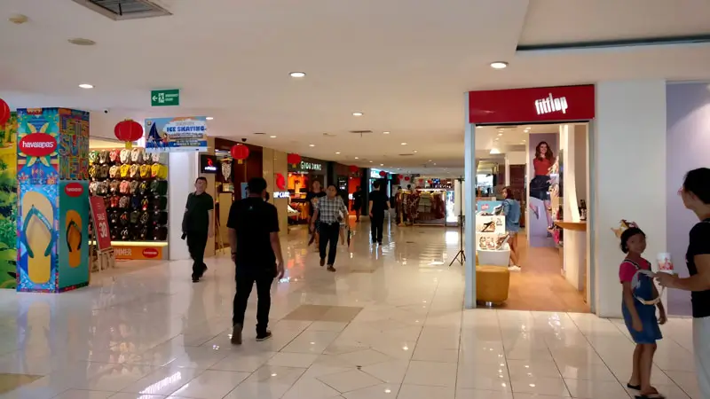 Interior Discovery Shopping Mall  salah satu dari 10 tempat belanja favorit di Bali