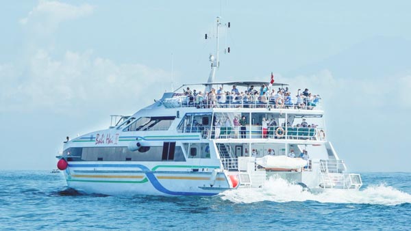 paket tour kapal pesiar keliling indonesia