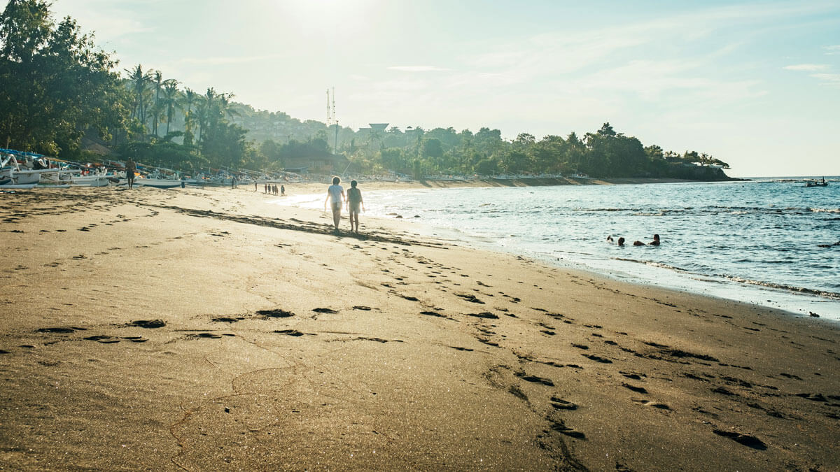 Pantai Tersembunyi Di Bali Timur Wajib Anda Kunjungi